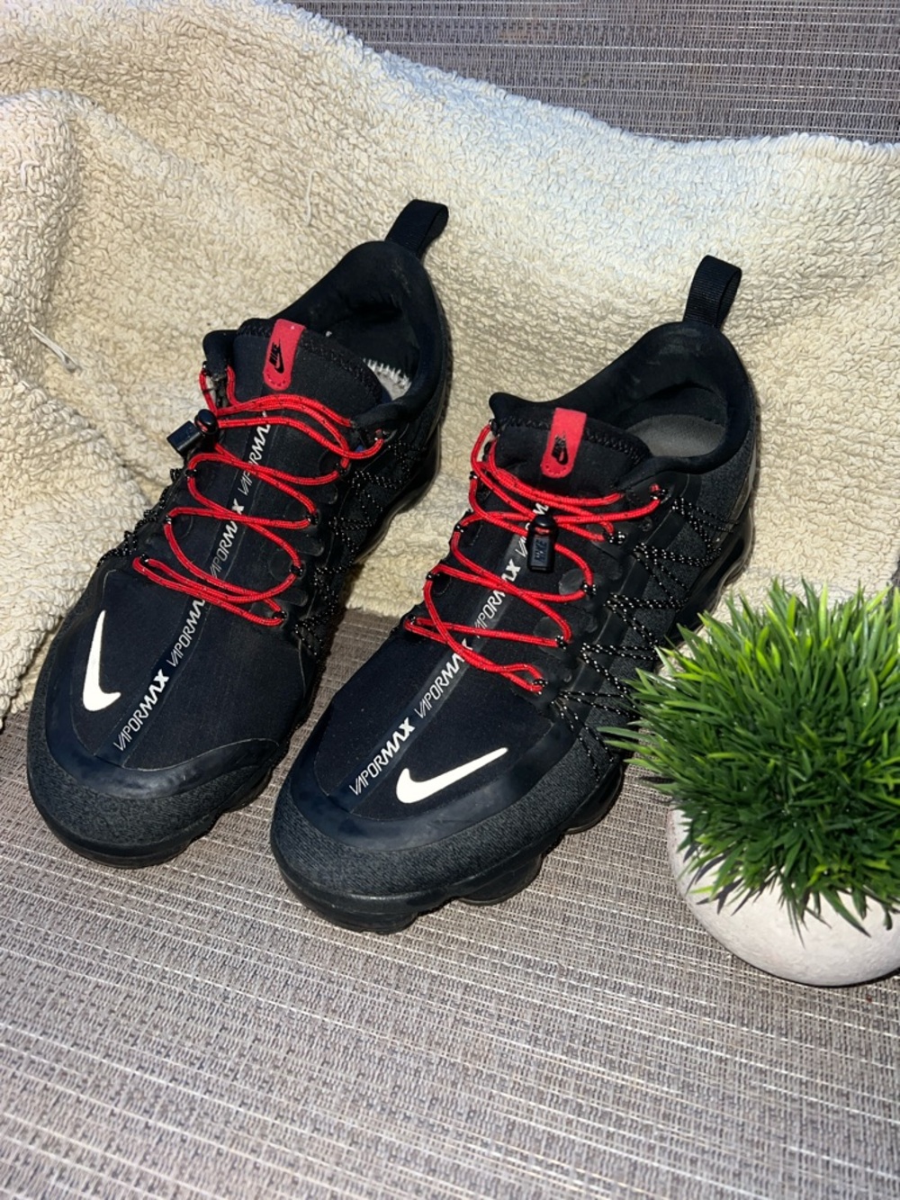 Nike Vapor Max Sneakers